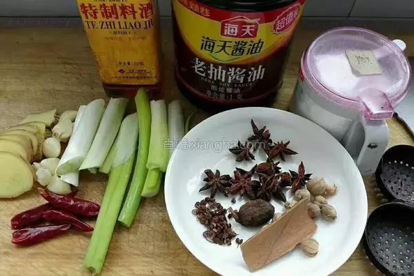 清油和牛油哪个好吃_经典火锅食谱_火锅做法大全