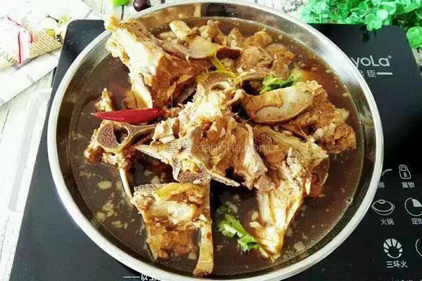 经典火锅食谱_清油和牛油哪个好吃_火锅做法大全
