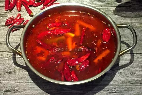 经典火锅食谱_清油和牛油哪个好吃_火锅做法大全